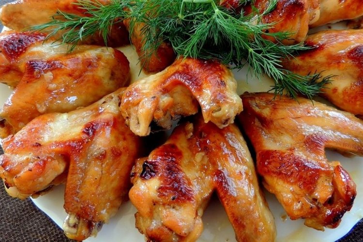 12 вкусных рецептов куриных крылышек, тушеных в медово-соевом соусе