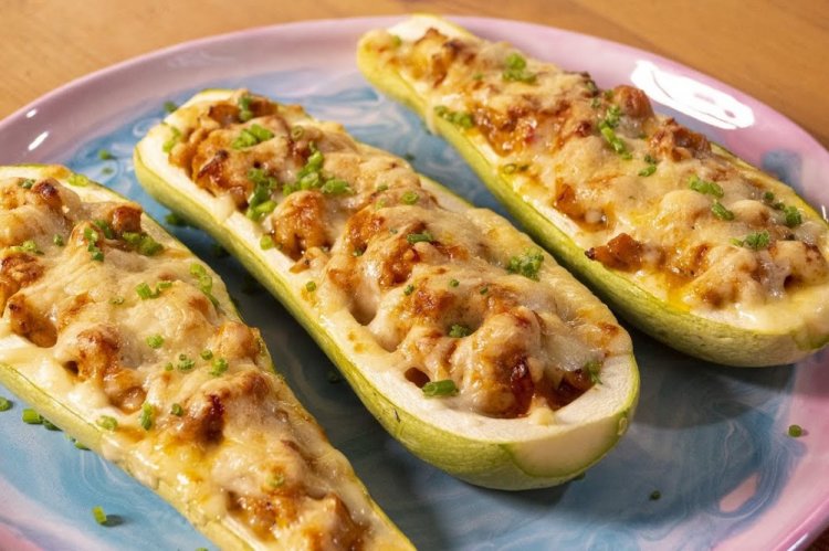 Лодочки из кабачков: 15 вкусных рецептов с разными начинками