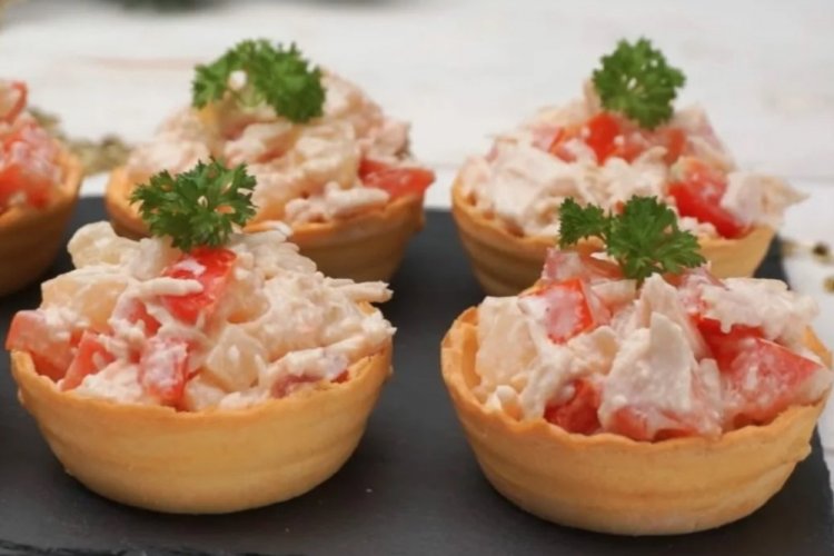 20 вкусных рецептов пирогов на Новый 2025 год