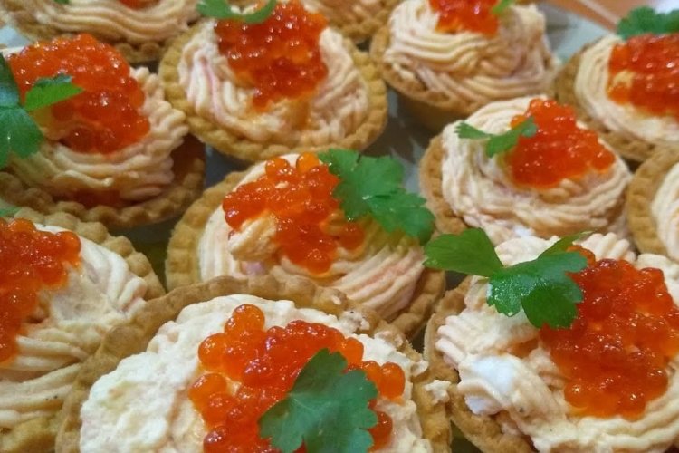20 вкусных рецептов пирогов на Новый 2025 год