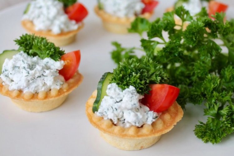 20 вкусных рецептов пирогов на Новый 2025 год