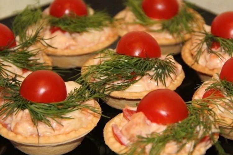 20 вкусных рецептов пирогов на Новый 2025 год