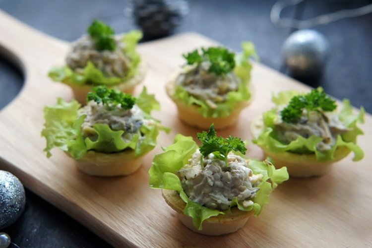 20 вкусных рецептов пирогов на Новый 2025 год