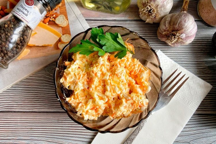 Еврейский салат: 10 самых вкусных рецептов, которые легко повторить дома