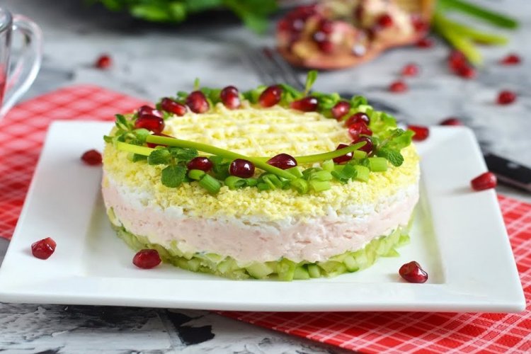 12 салатов с мясом криля на праздничный стол или каждый день