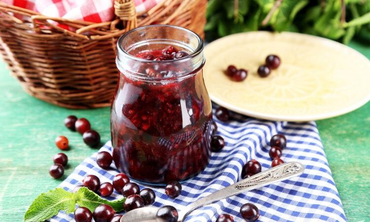 8 рецептов варенья из черного крыжовника, которое получается всегда