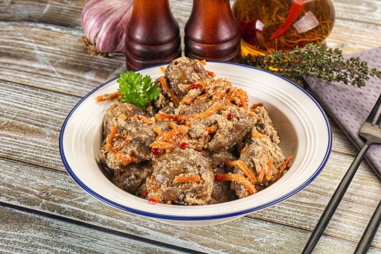 8 отличных рецептов куриной печени в сметане на сковороде