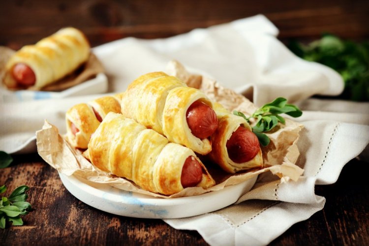 6 потрясающе простых и вкусных рецептов сосисок в тесте в аэрогриле