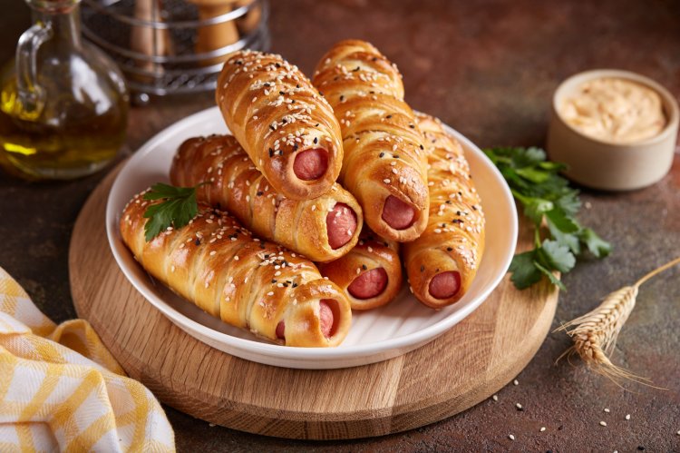 6 потрясающе простых и вкусных рецептов сосисок в тесте в аэрогриле