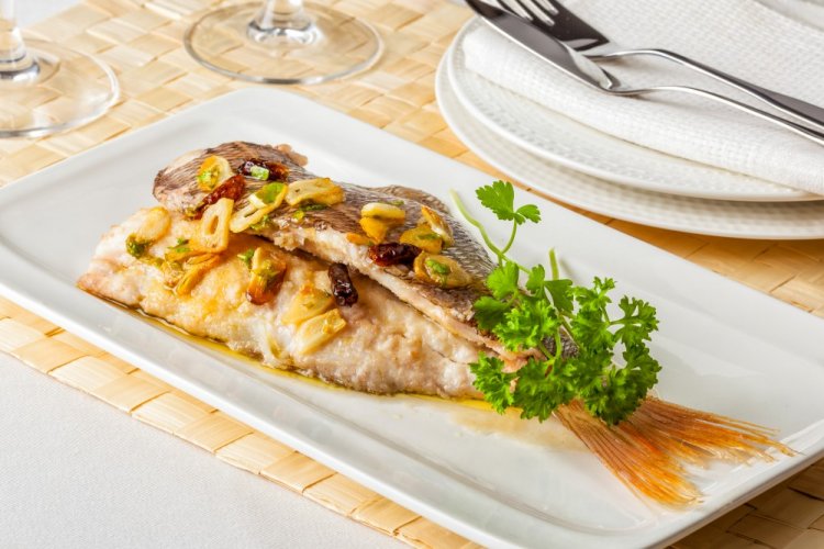 Кефаль в аэрогриле: 6 лучших рецептов на любой вкус