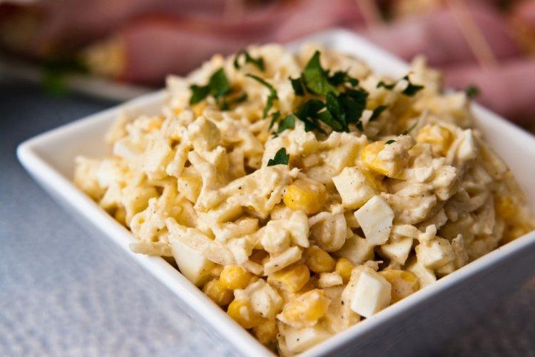 ПП салаты с кукурузой: 20 полезных и вкусных рецептов на каждый день
