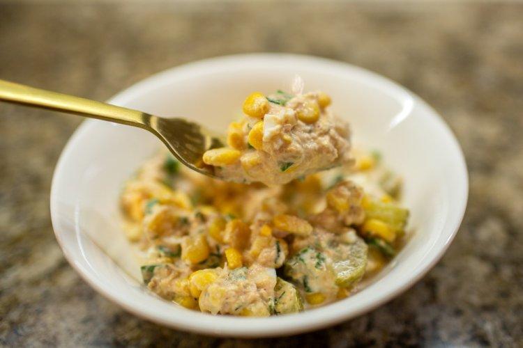 ПП салаты с кукурузой: 20 полезных и вкусных рецептов на каждый день