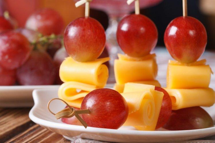 10 оригинальных рецептов канапе с крабовыми палочками