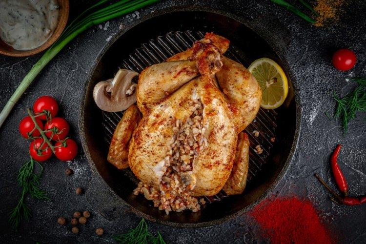 10 отличных рецептов, как приготовить курицу целиком в аэрогриле
