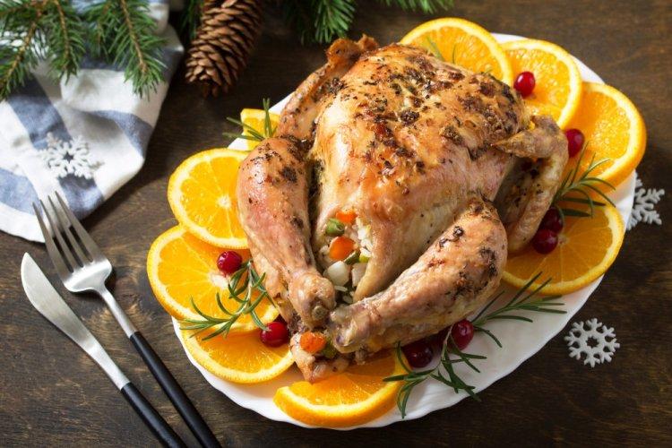 10 отличных рецептов, как приготовить курицу целиком в аэрогриле