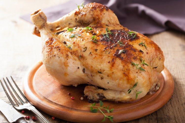 10 отличных рецептов, как приготовить курицу целиком в аэрогриле