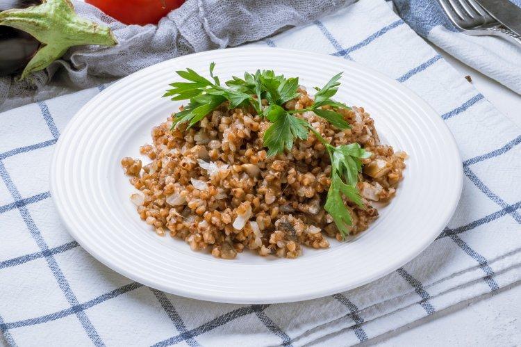 10 простых и невероятно вкусных рецептов гречки в аэрогриле