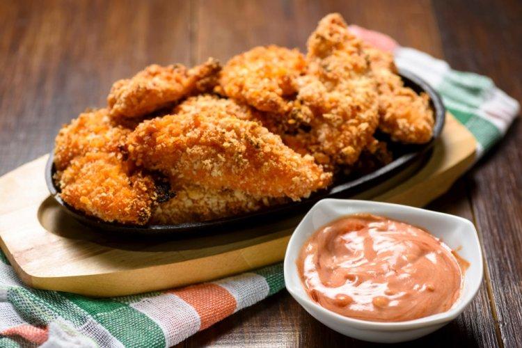 8 рецептов куриных стрипсов в аэрогриле, которые точно получатся