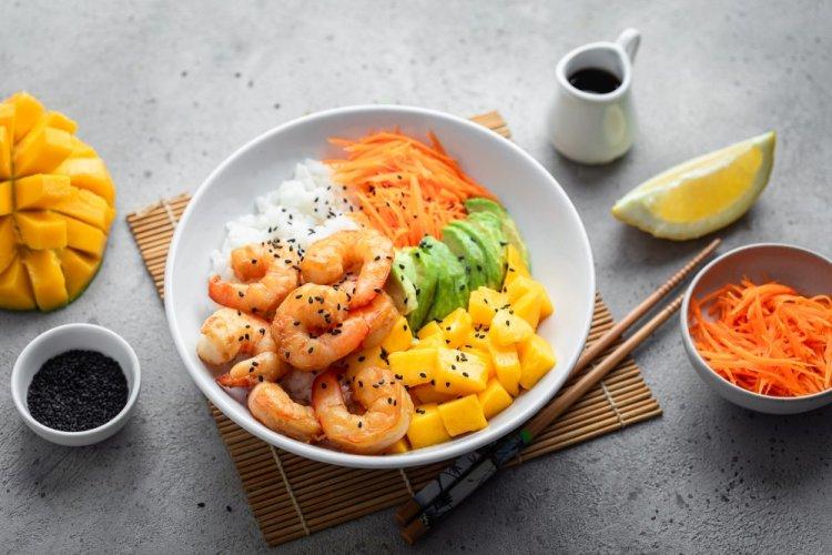 Боул с креветками: 8 оригинальных рецептов на любой вкус и бюджет
