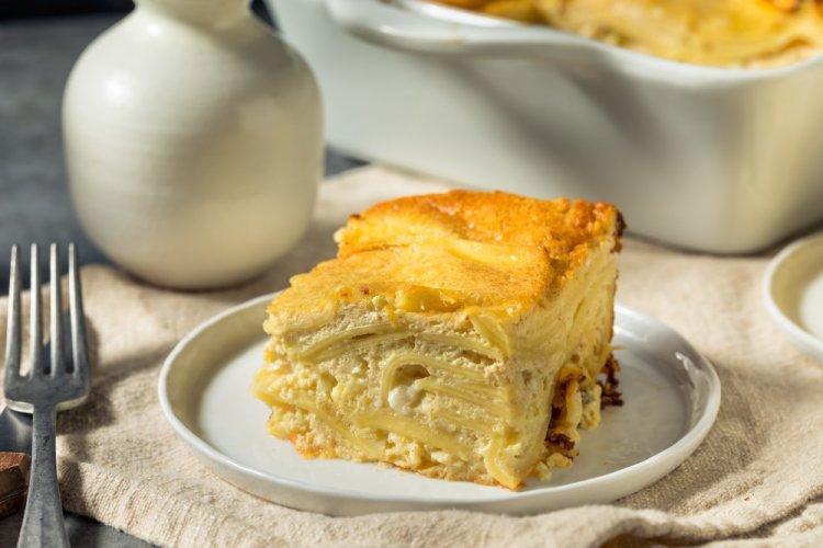 Как приготовить лапшевник: 8 рецептов сытной и вкусной запеканки