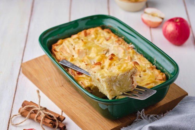 Как приготовить лапшевник: 8 рецептов сытной и вкусной запеканки