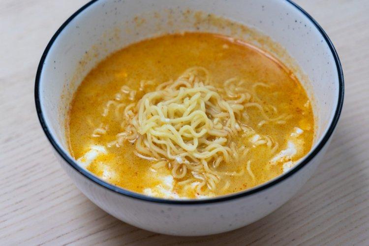 10 самых вкусных рецептов с лапшой быстрого приготовления