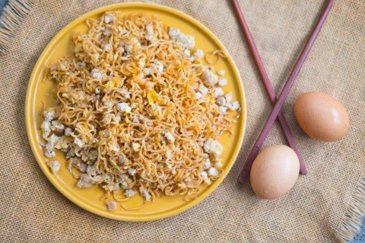 10 самых вкусных рецептов с лапшой быстрого приготовления