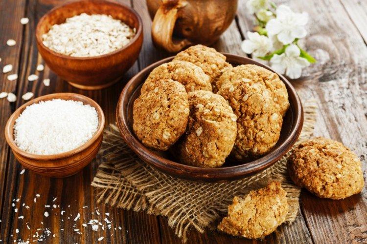 12 рецептов печенья с кокосовой стружкой, которое готовится проще простого