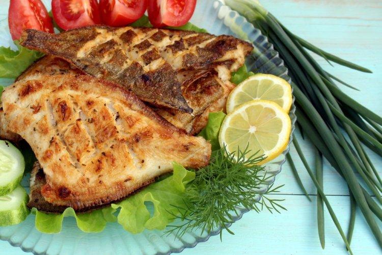 8 рецептов камбалы на мангале, перед которыми невозможно устоять