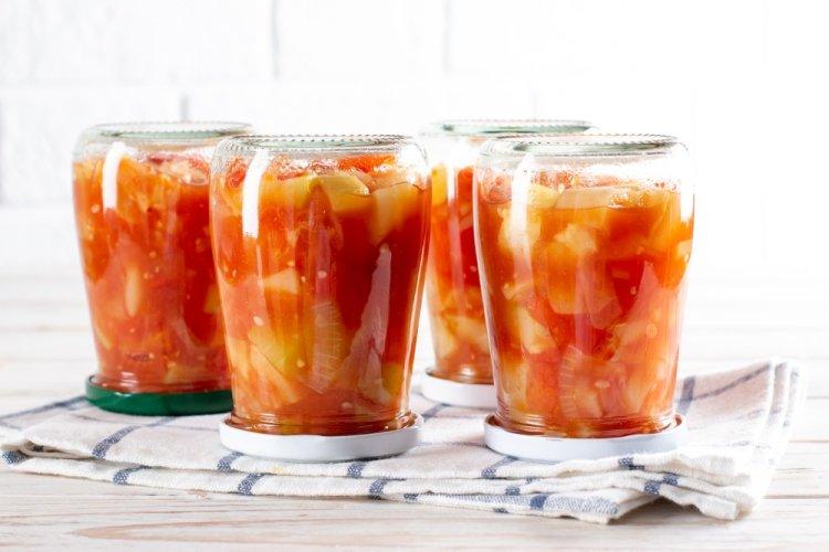 12 салатов из огурцов на зиму, которые всегда получаются вкусными