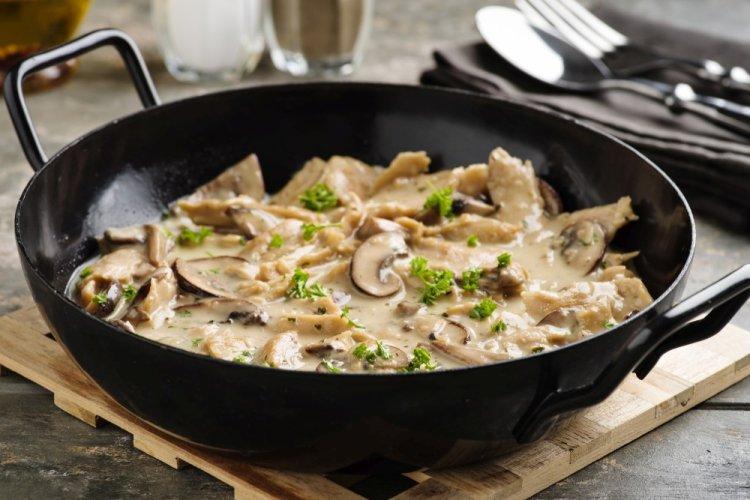 15 рецептов с соевым мясом, которые разнообразят твой рацион