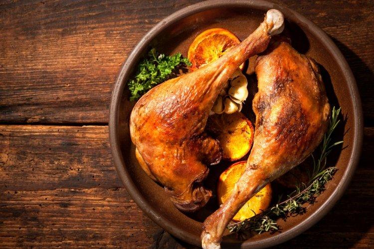 8 рецептов, как приготовить вкуснейшие утиные окорочка на мангале