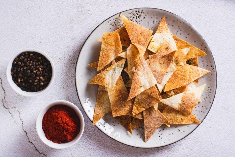 Чипсы из лаваша в аэрогриле: 5 отличных рецептов на любой вкус