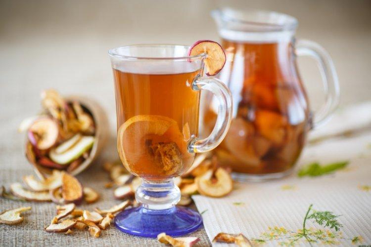 Компот из сухофруктов: 10 самых вкусных и полезных рецептов