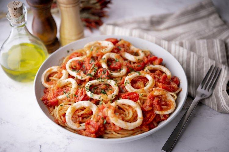 Постные блюда из кальмаров: 12 рецептов на любой вкус