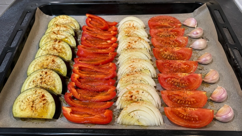 Овощной паштет, который лижут с ножа: запеки полосками, взбей блендером — и вкуснее мясного